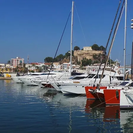 Apartment Immaculate And Modern 1 Bedroomed Denia