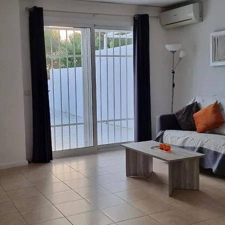 Immaculate And Modern 1 Bedroomed Denia